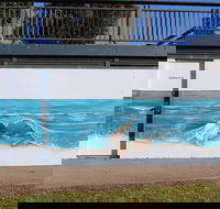 Shoalhaven Toilet Mural Tour - Gold Coast