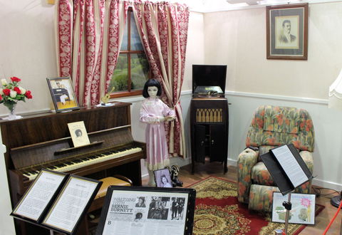 Australian Country Music Hall Of Fame - Tourism Gold Coast 1