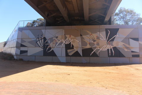 Berri Bridge Mural - Tourism Gold Coast 0