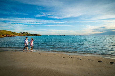 Paradise Beach - Tourism Gold Coast 0