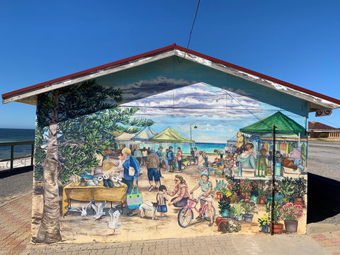 Stansbury Foreshore Murals - Tourism Gold Coast 0