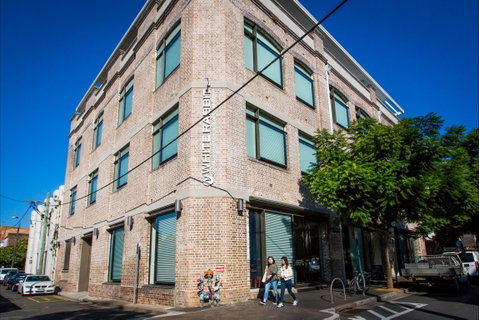 White Rabbit Gallery - Tourism Gold Coast 0
