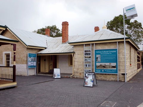 ArtGeo Cultural Complex - Tourism Gold Coast 1