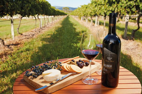 Granite Belt And Darling Downs - Tourism Gold Coast 0
