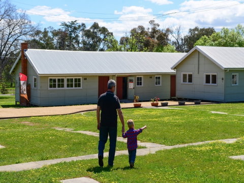Lake Hume Loop - Tourism Gold Coast 1
