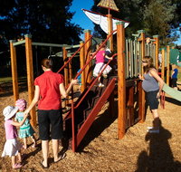 Les Stone Park - Tourism Gold Coast