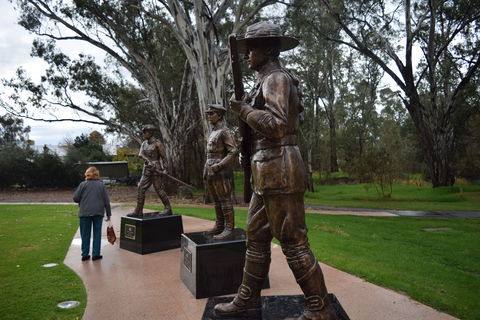 VC Memorial Park - Honouring Our Heroes - Tourism Gold Coast 1