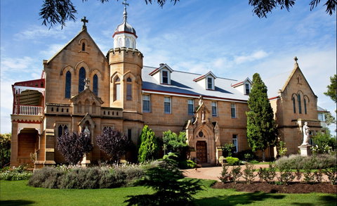 Abbey Of The Roses - Tourism Gold Coast 0