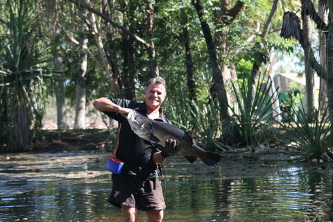Barra Feeding - Tourism Gold Coast 0