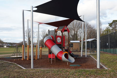 Braidwood Recreation Grounds And Playground - Tourism Gold Coast 0