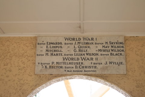 Bundaberg War Nurses Memorial And Park - Tourism Gold Coast 1