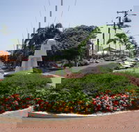 Yeppoon War Memorial - Tourism Gold Coast