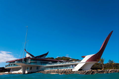 Hamilton Island Yacht Club - Tourism Gold Coast 2