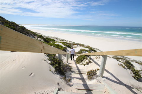 Coffin Bay National Park - Tourism Gold Coast 0