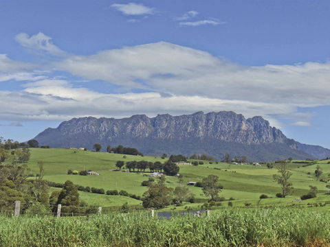 Devonport, Cradle Mountain And The Great Western Tiers - Gold Coast 0