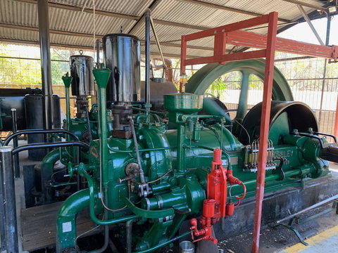 Historical Crossley Engine - Gold Coast 1