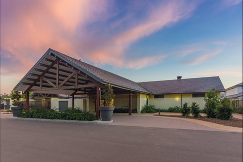 Pacific Dunes Golf Club - Tourism Gold Coast 0
