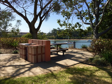 Riverside Parklands And Playground - Tourism Gold Coast 2