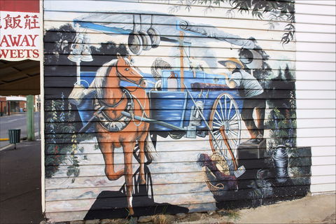 Sheffield: Town Of Murals - Tourism Gold Coast 0