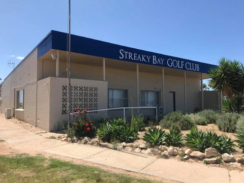 Streaky Bay Golf Club - Tourism Gold Coast 0