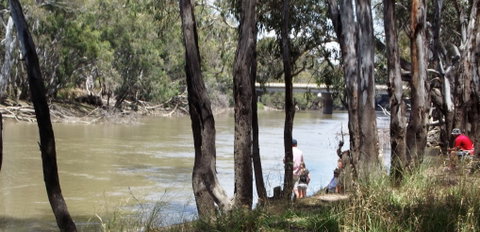 The Murrumbidgee River - Tourism Gold Coast 0