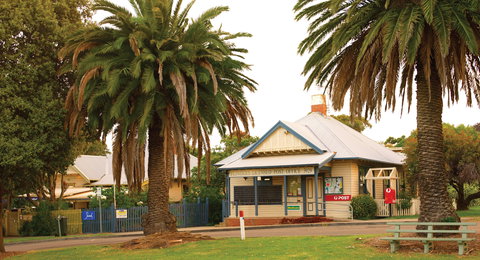 The Flinders Hinterland Scenic Drive - Tourism Gold Coast 0