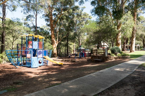 Vasse River And Rotary Park - Tourism Gold Coast 0