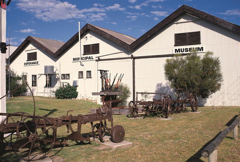 Esperance Museum - Tourism Gold Coast 0