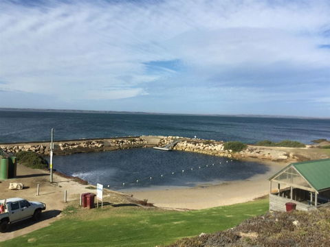 Kingscote Tidal Pool - Gold Coast 0