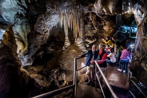 Jenolan Caves: Imperial Cave Tour - Tourism Gold Coast 3