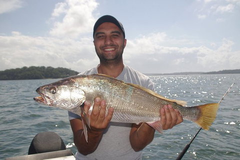 Sydney Harbour Fishing - Tourism Gold Coast 0
