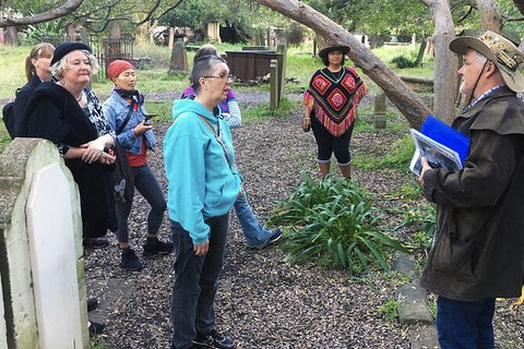 Newtown Walking Tour With Historic Camperdown Cemetery - Tourism Gold Coast 4