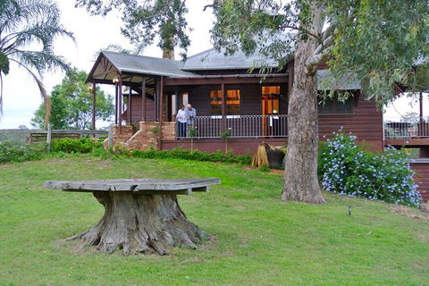 Six Hour - Plan Your Own Wine And Cheese Tour Hunter Valley - Tourism Gold Coast 9