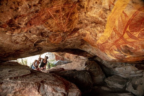 Arnhem Land Injalak Hill Full-Day Tour From Jabiru - Tourism Gold Coast 1