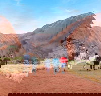 Explore Uluru 7 Hours Guide Tour at Sunrise with Light Breakfast - Tourism Gold Coast