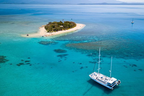 Wavedancer Low Isles Great Barrier Reef Sailing Cruise From Cairns - Tourism Gold Coast 0