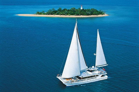 Wavedancer Low Isles Great Barrier Reef Sailing Cruise From Cairns - Tourism Gold Coast 1