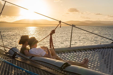 Sunset Sail In The Whitsundays - Tourism Gold Coast 0