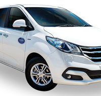 Luxury Van Private Transfer Palm Cove - Cairns - Tourism Gold Coast