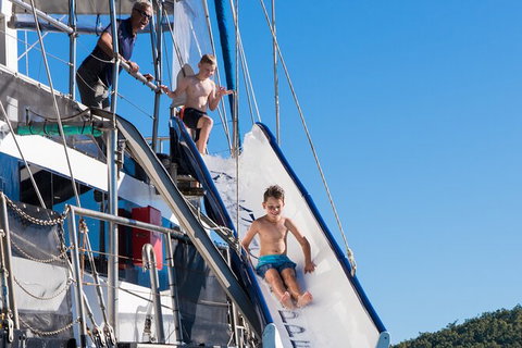 Day Sail The Whitsunday Islands On Atlantic Clipper From Airlie Beach - Tourism Gold Coast 7