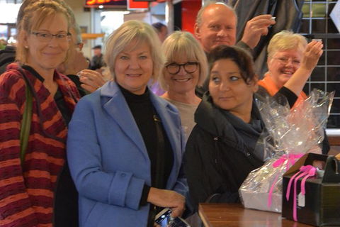 Adelaide Central Market Tour, Picnic, Bikes And City Sights - Tourism Gold Coast 2