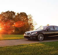 Mercedes S-Class Car Melbourne Airport To CBD - Tourism Gold Coast