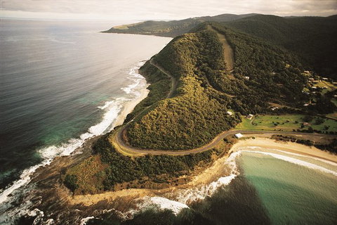 Great Ocean Road & Phillip Island Overnight Tour - Tourism Gold Coast 18