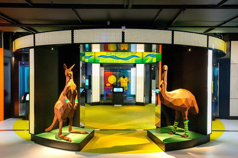 3/4 Day Sports Lovers Bus Tour Of Melbourne With Tour Options - Tourism Gold Coast 8