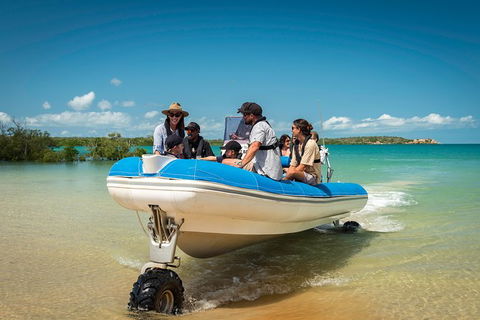 Cygnet Bay Explorer - Tourism Gold Coast 3