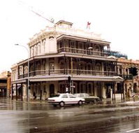 Botanic Bar - Tourism Gold Coast