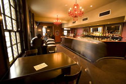 Edinburgh Castle Hotel - Tourism Gold Coast 0