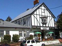 Canungra Hotel - Tourism Gold Coast 0