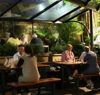 Dicks Hotel - Tourism Gold Coast