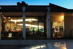 Modbury Plaza Hotel - Tourism Gold Coast 0